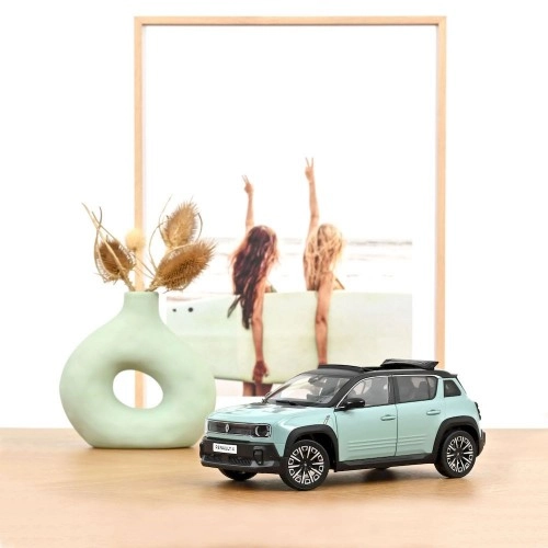 Renault 4 E-Tech Electric, Hauts de France Green, 2025 1:18