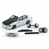 Macheta auto, 1996 Toyota Corolla AE 100, pearl white with carbon bonnet yellow lamp 1:64