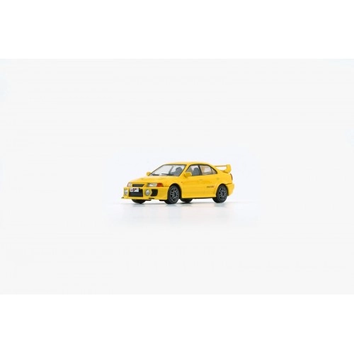Mitsubishi Lancer EVO V/VI, Yellow (RHD) - Limited Edition 1200 pcs. 1:64