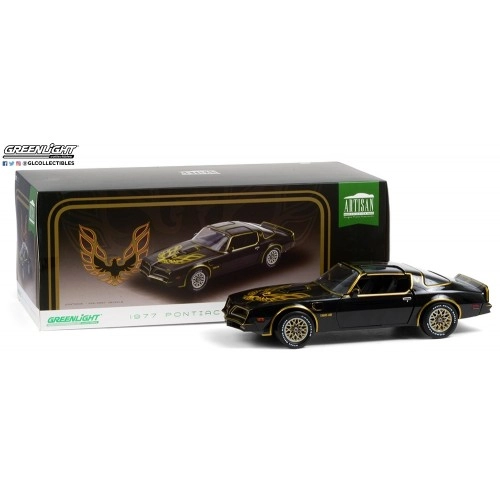 Macheta auto, Artisan Collection - 1977 Pontiac Firebird Trans Am - Starlite Black with Golden Eagle Hood 1:18