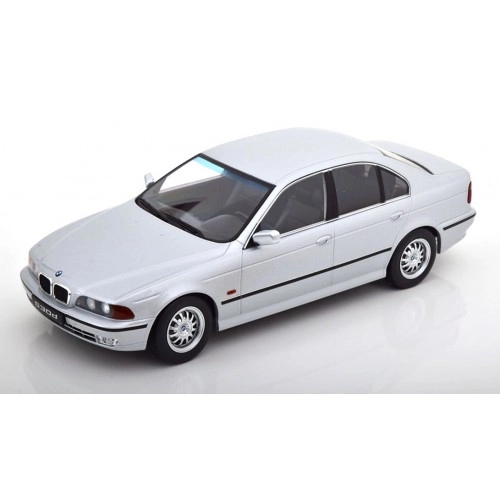BMW 530d (E39) Sedan, Silver, 1995 1:18