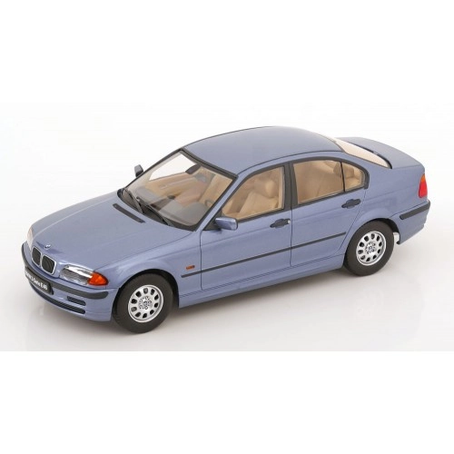 BMW 3-series E46 sedan 1999 light blue-metallic 1:18