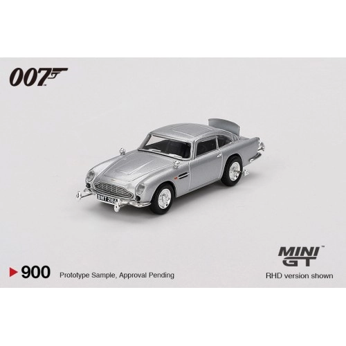 Macheta auto, Aston Martin DB5 James Bond 007 â€œGoldfingerâ€ English Blister Packing, Silver, 1965 (RHD) 1:64