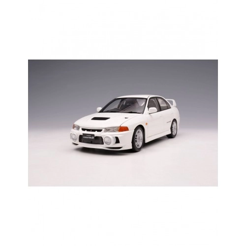 Mitsubishi Lancer Evolution IV, Scotia White, 1999 - Limited Edition 1299 pcs. 1:18