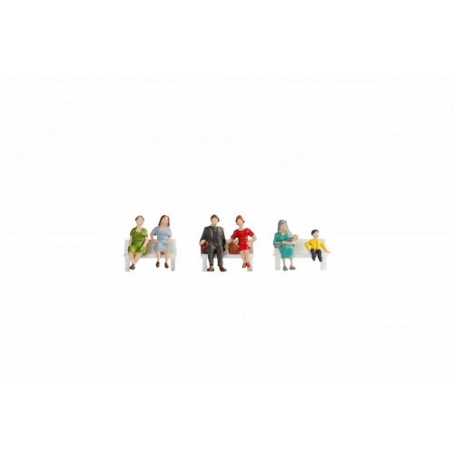 Sitting People (without benches) H0 /1:87/