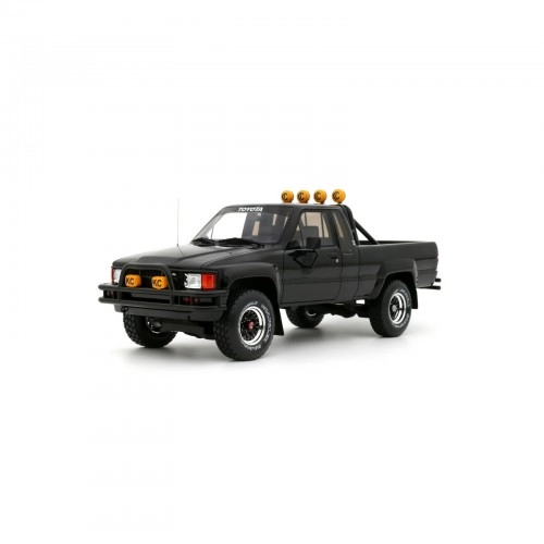 Toyota Hilux SR5, Glossy Black 202, 1985 1:18