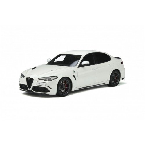 Macheta auto, ALFA ROMEO GIULIA QUADRIFOGLIO BLANC  2019 1:18