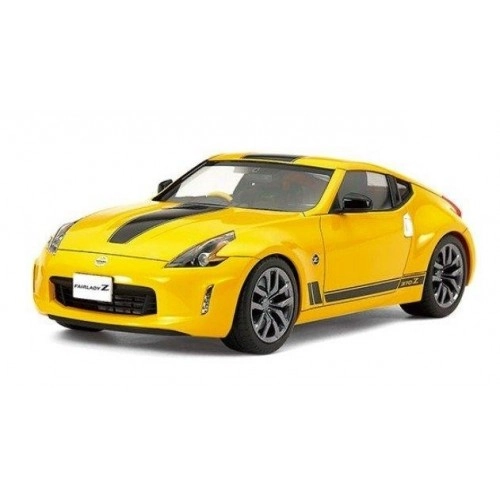 1:24 Nissan 370Z Heritage Edition 1:24