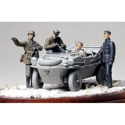 1:35 Ger. Pz Div Front Line Recon - (Schwimmwagen Figure Set) 1:35