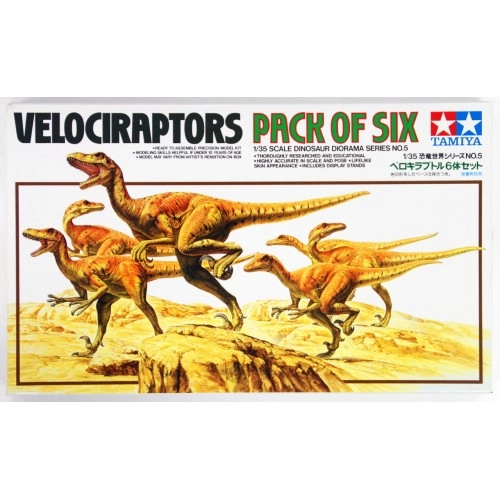 1:35 Velociraptors Diorama "Pack Of Six" 1:35
