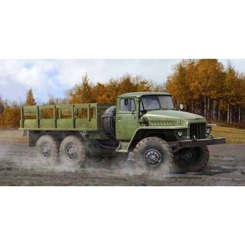 1:35 Russian URAL-375D 1:35