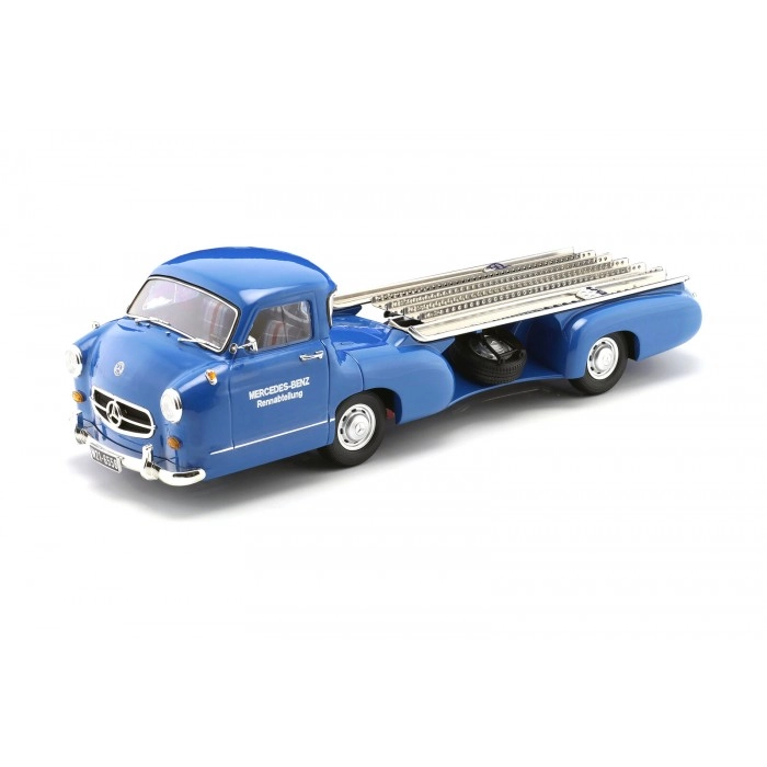 Mercedes-Benz Racing Transporter 1:18